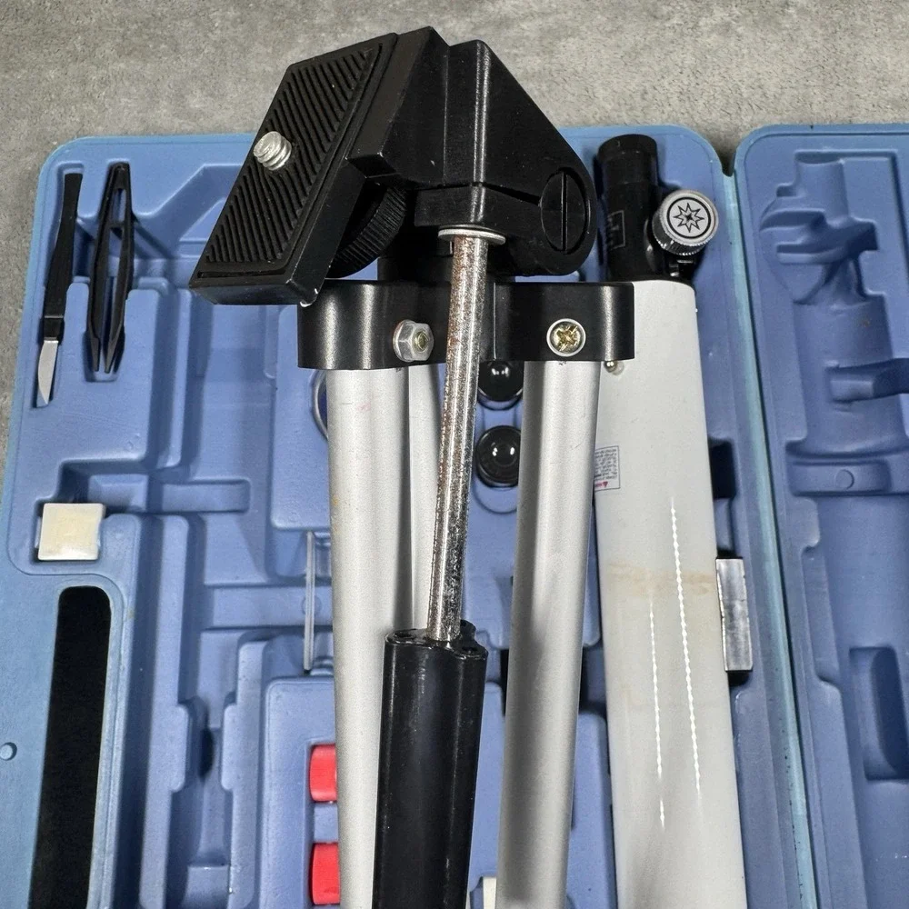 Meade Telescope Kit‎ With Tripod Eyepieces Case Astronomy Starter Set